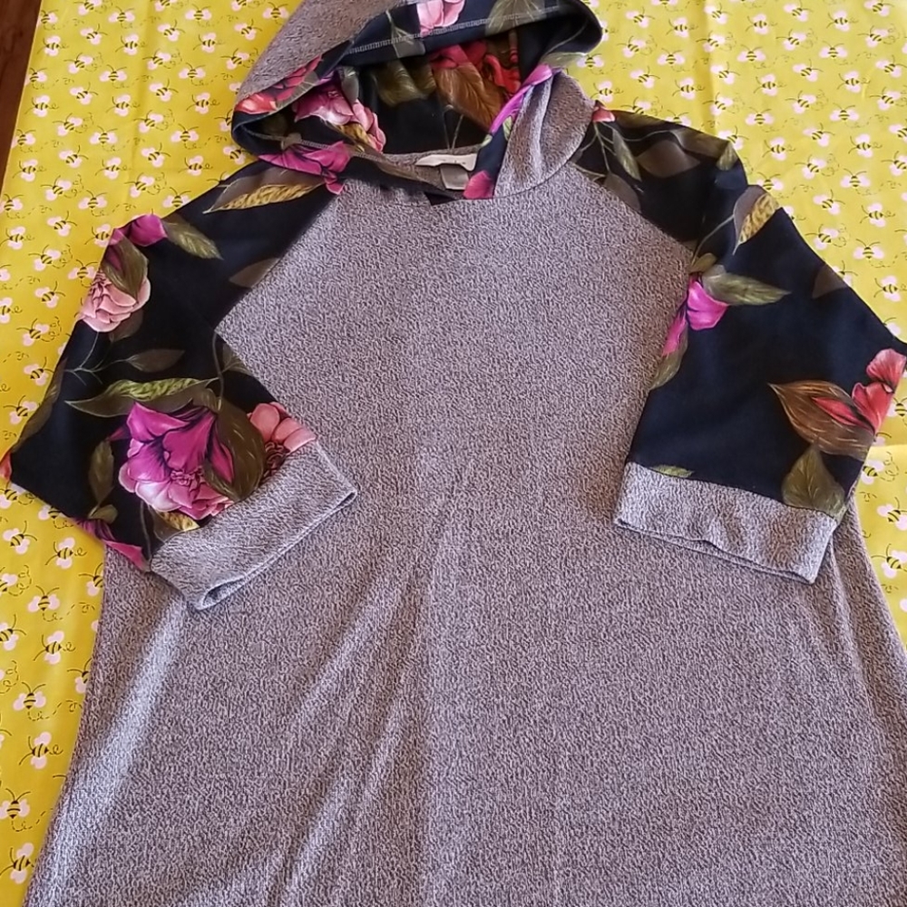 Cj Banks Hooded Top